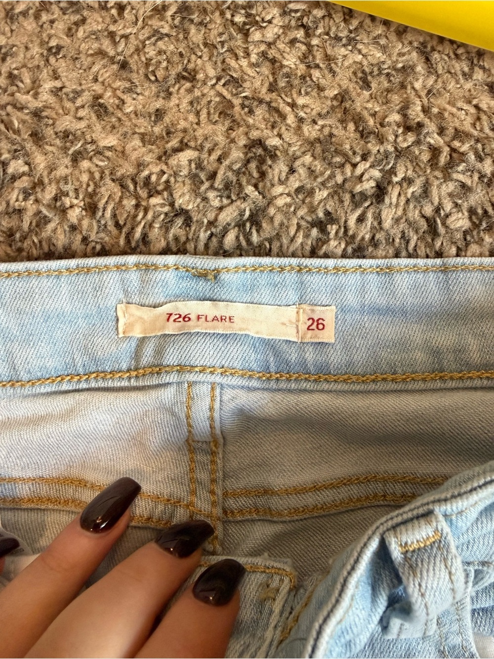Levi’s 725 Flare Jeans - Picture 2 of 5